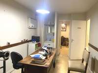 Bureaux et commerces 7 pièces
