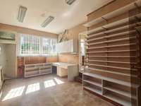 Bureaux et commerces 4 pièces