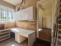 Bureaux et commerces 4 pièces