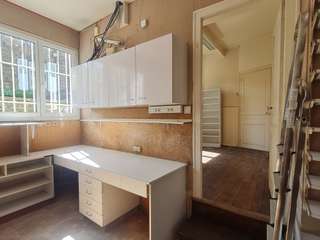 Bureaux et commerces 4 pièces