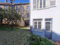 Bureaux et commerces 4 pièces
