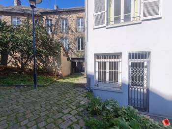Bureaux et commerces 4 pièces