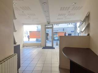 Bureaux et commerces 4 pièces