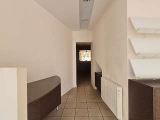 Bureaux et commerces 4 pièces