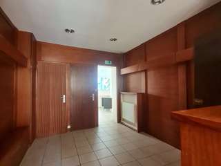 Bureaux et commerces 4 pièces