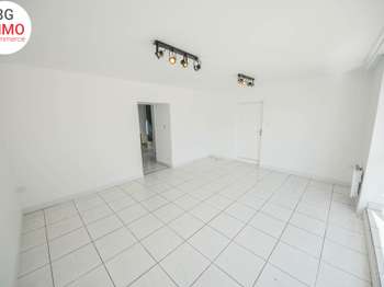 Vente Bureaux et commerces 61 m&sup2;Saint-Divy