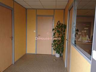 Bureaux et commerces 15 pièces