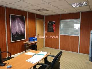Bureaux et commerces 15 pièces