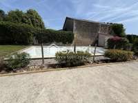 Bureaux et commerces 4 pièces