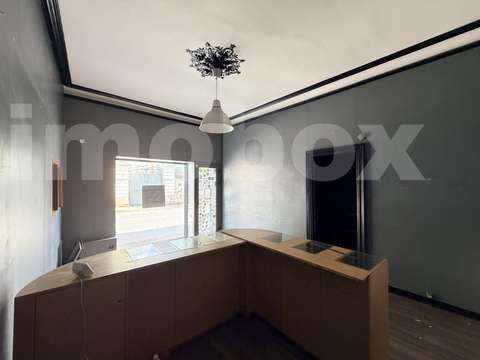 Bureaux et commerces 2 pièces