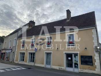 Vente Bureaux et commerces 350 m&sup2;Saint-Germain-de-la-Coudre