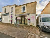 Bureaux et commerces 2 pièces