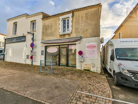 Bureaux et commerces 2 pièces Saint-Gilles-Croix-de-Vie 85