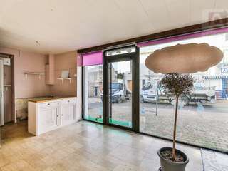 Bureaux et commerces 2 pièces