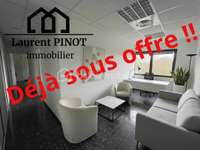 Bureaux et commerces 4 pièces Bureaux et commerces 4 pièces