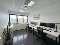 Bureaux et commerces 4 pièces Bureaux et commerces 4 pièces