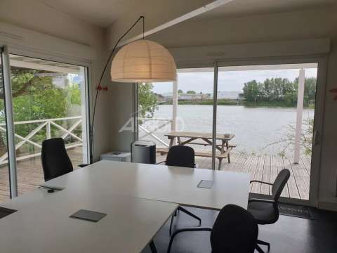 Bureaux et commerces 6 pièces Saint-Herblain 44