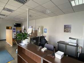 Vente Bureaux et commerces 112 m&sup2;Saint-Herblain Nord-Beauséjour