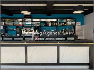 Bureaux et commerces 4 pièces