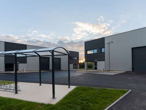 Bureaux et commerces 1 pièce