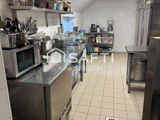 Bureaux et commerces 5 pièces