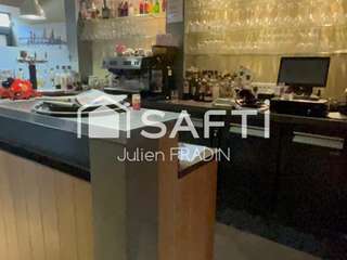 Bureaux et commerces 9 pièces