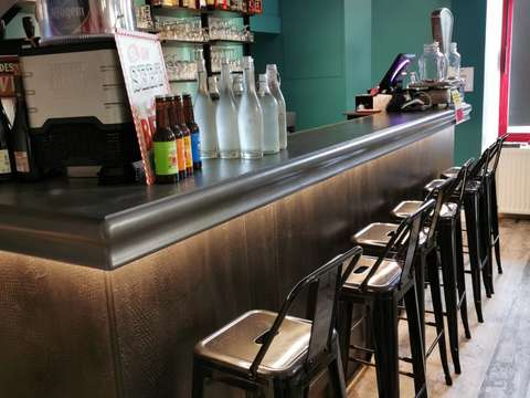 Bureaux et commerces 6 pièces