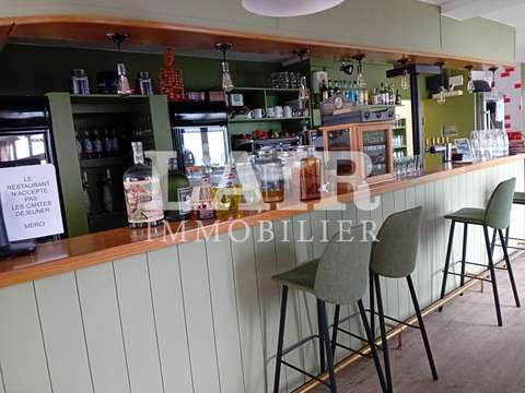 Bureaux et commerces 5 pièces