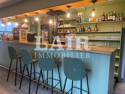 Bureaux et commerces 5 pièces