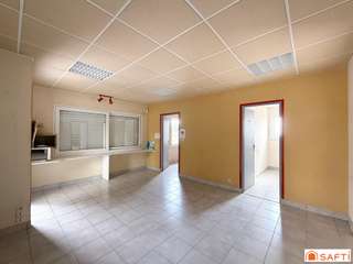 Bureaux et commerces 7 pièces