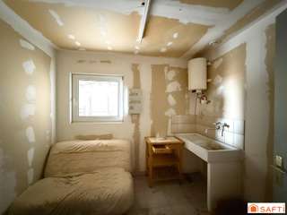 Bureaux et commerces 7 pièces