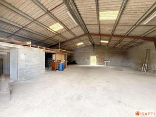 Bureaux et commerces 7 pièces