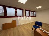 Bureaux et commerces 6 pièces