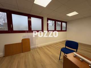 Bureaux et commerces 6 pièces