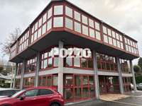 Bureaux et commerces 6 pièces
