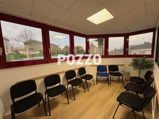 Bureaux et commerces 6 pièces