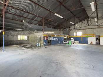 Vente Bureaux et commerces 630 m&sup2;Saint-Lô