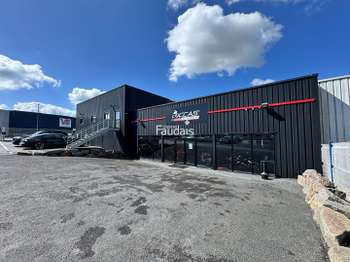 Vente Bureaux et commerces 686 m&sup2;Saint-Lô