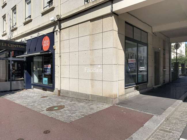 Local commercial 1 pièce 56 m² · à Saint-Lô · 56 m² · 79 000 €