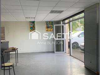 Bureaux et commerces 5 pièces