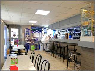 Bureaux et commerces 6 pièces