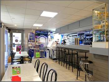 Bureaux et commerces 6 pièces