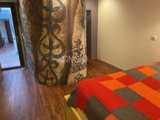 Bureaux et commerces 4 pièces