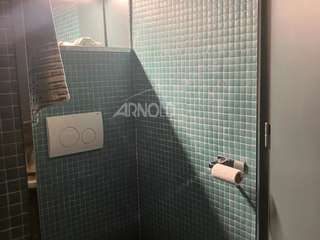 Bureaux et commerces 4 pièces