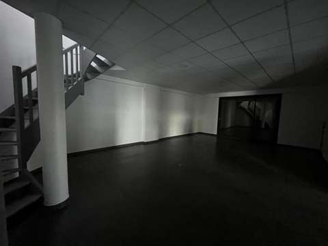 Bureaux et commerces 6 pièces