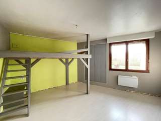 Bureaux et commerces 6 pièces