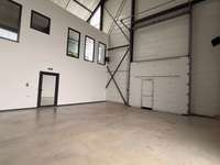 Bureaux et commerces 8 pièces