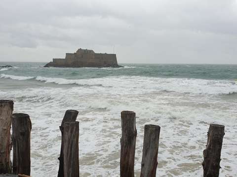 Bureaux et commerces 18 pièces