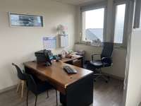 Bureaux et commerces 7 pièces