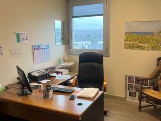 Bureaux et commerces 7 pièces